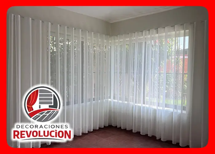 DECORACIONES REVOLUCIÓN - PISOS LAMINADOS Y PERSIANAS