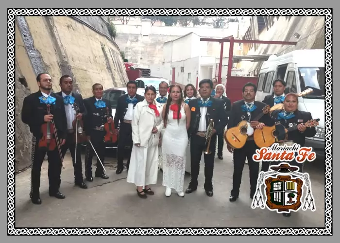 MARIACHI SANTA F